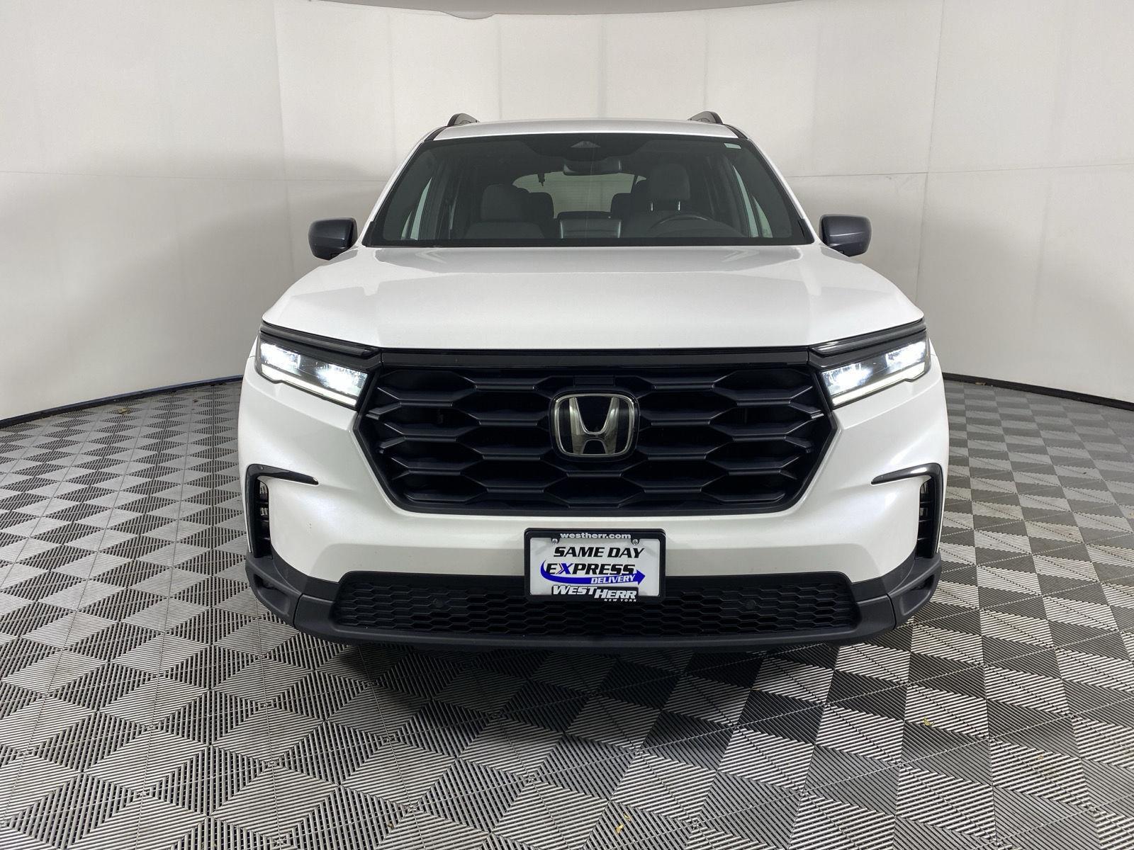 Certified 2025 Honda Pilot Sport SUV