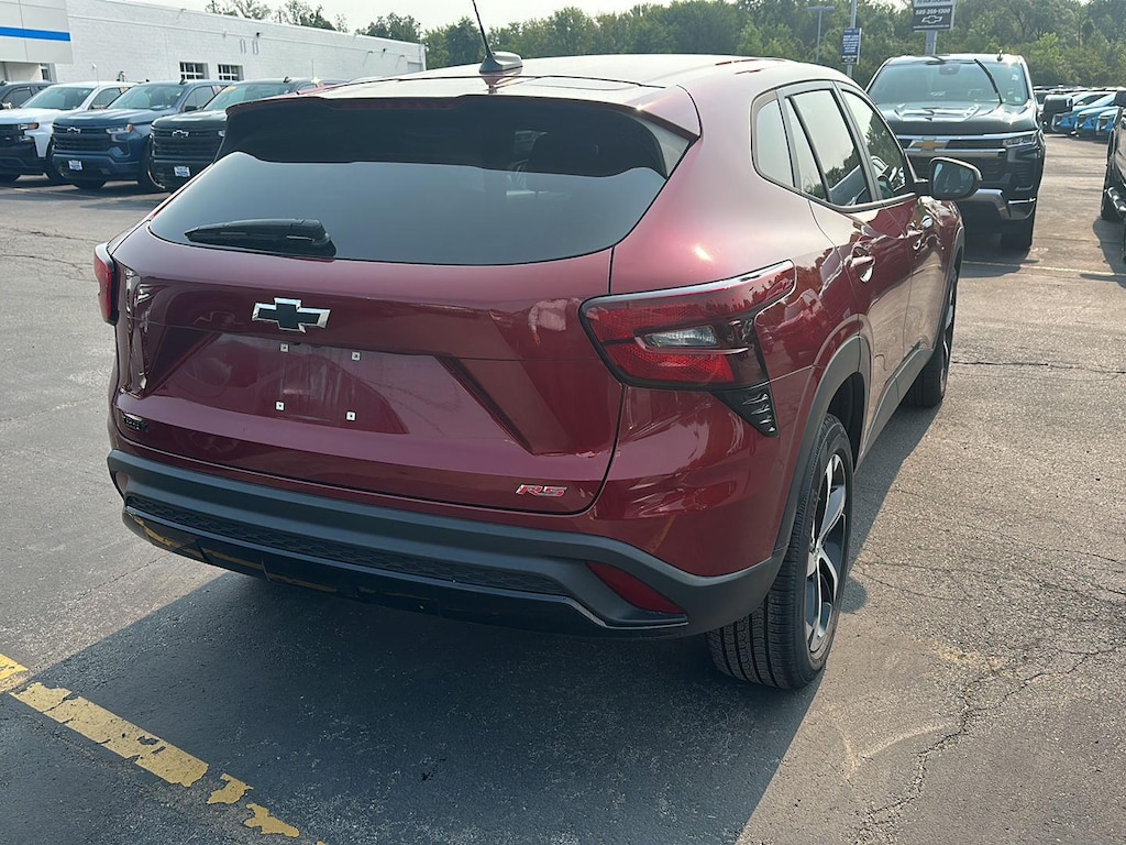 Used 2024 Chevrolet Trax 1RS SUV