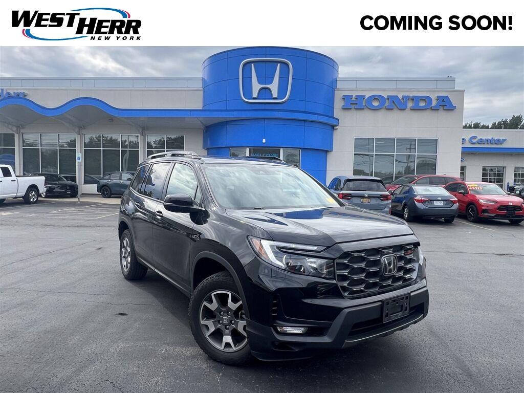 Used 2023 Honda Passport TrailSport SUV