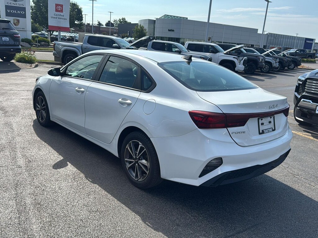 Used 2023 Kia Forte LXS Sedan