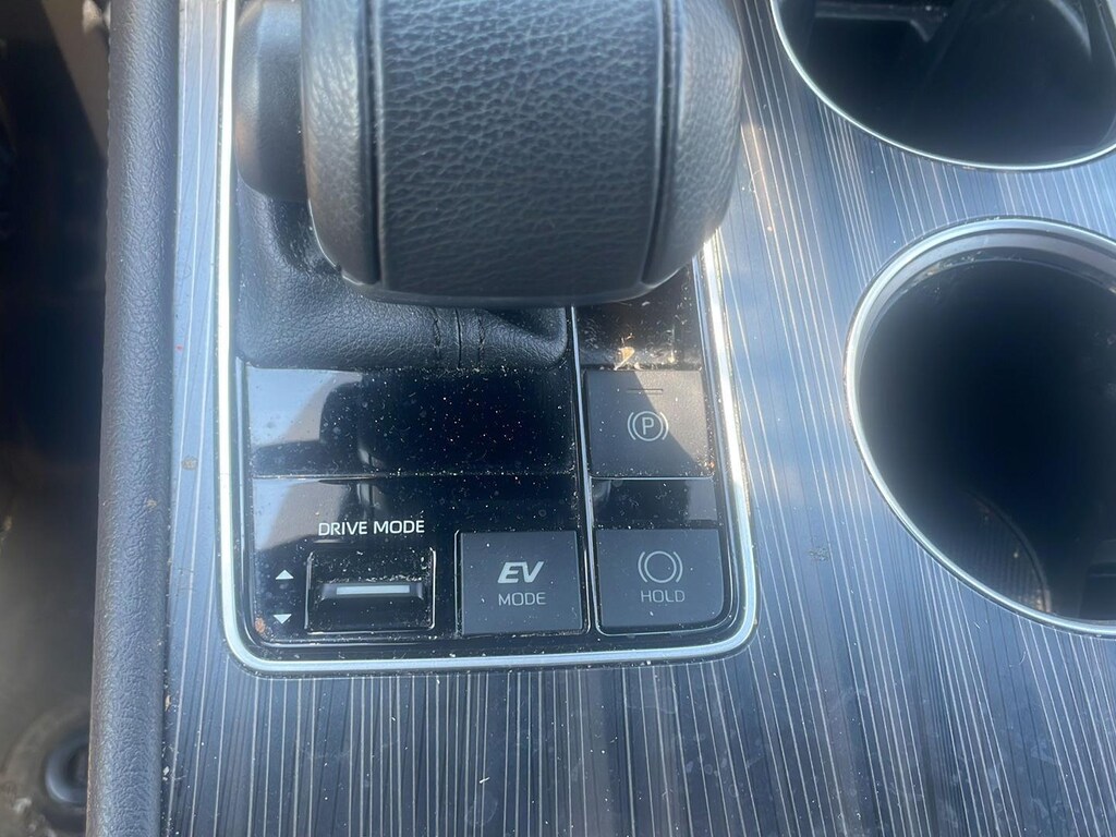 Certified 2024 Toyota Sienna Platinum 7-Passenger Van