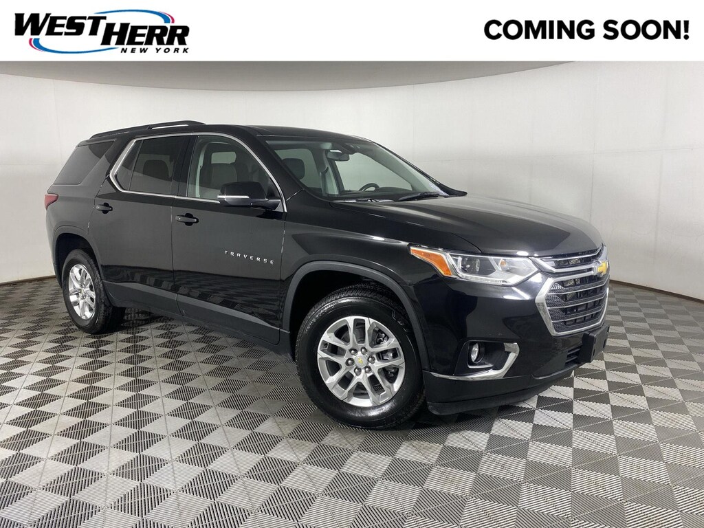 Used 2021 Chevrolet Traverse LT SUV