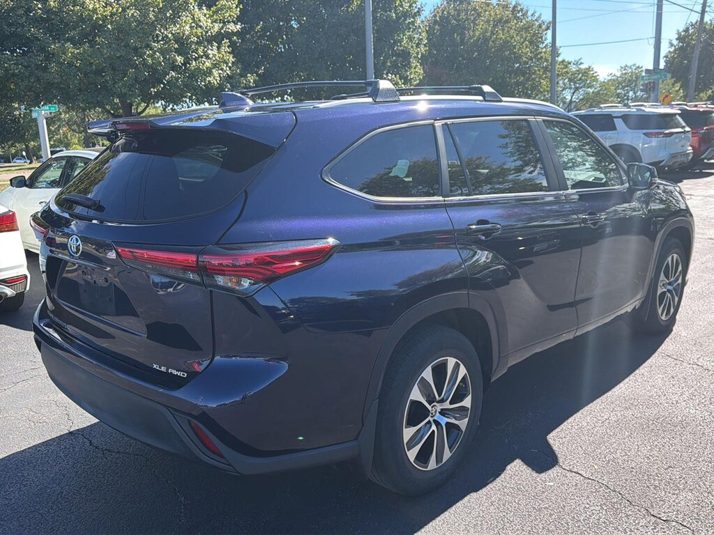 Used 2023 Toyota Highlander XLE SUV