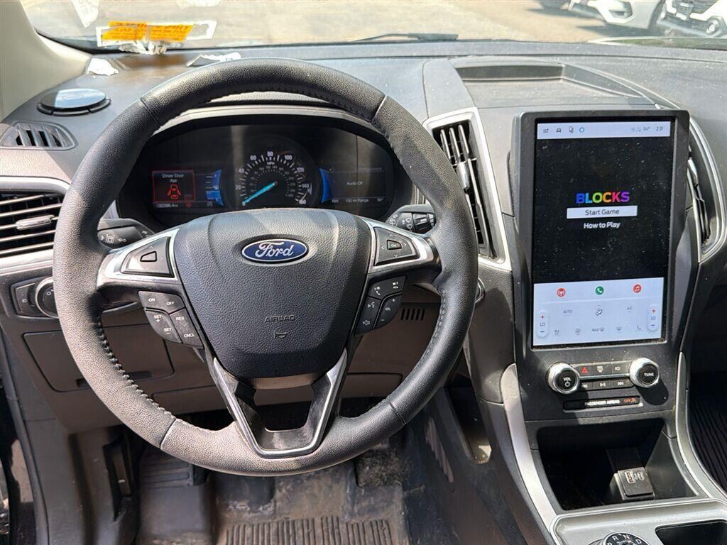 Used 2024 Ford Edge SEL SUV