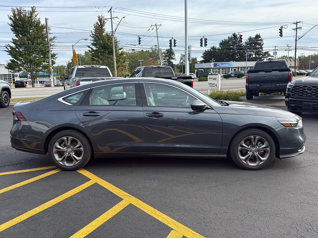Used 2024 Honda Accord Sedan EX Sedan