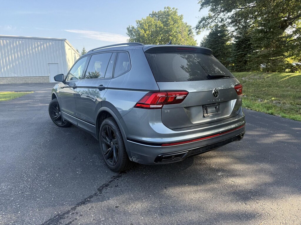 Used 2024 Volkswagen Tiguan SE R-Line Black SUV