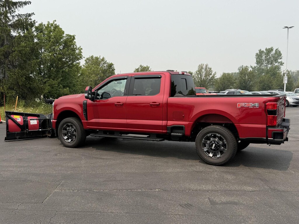 Used 2023 Ford Super Duty F-250 Lariat Truck
