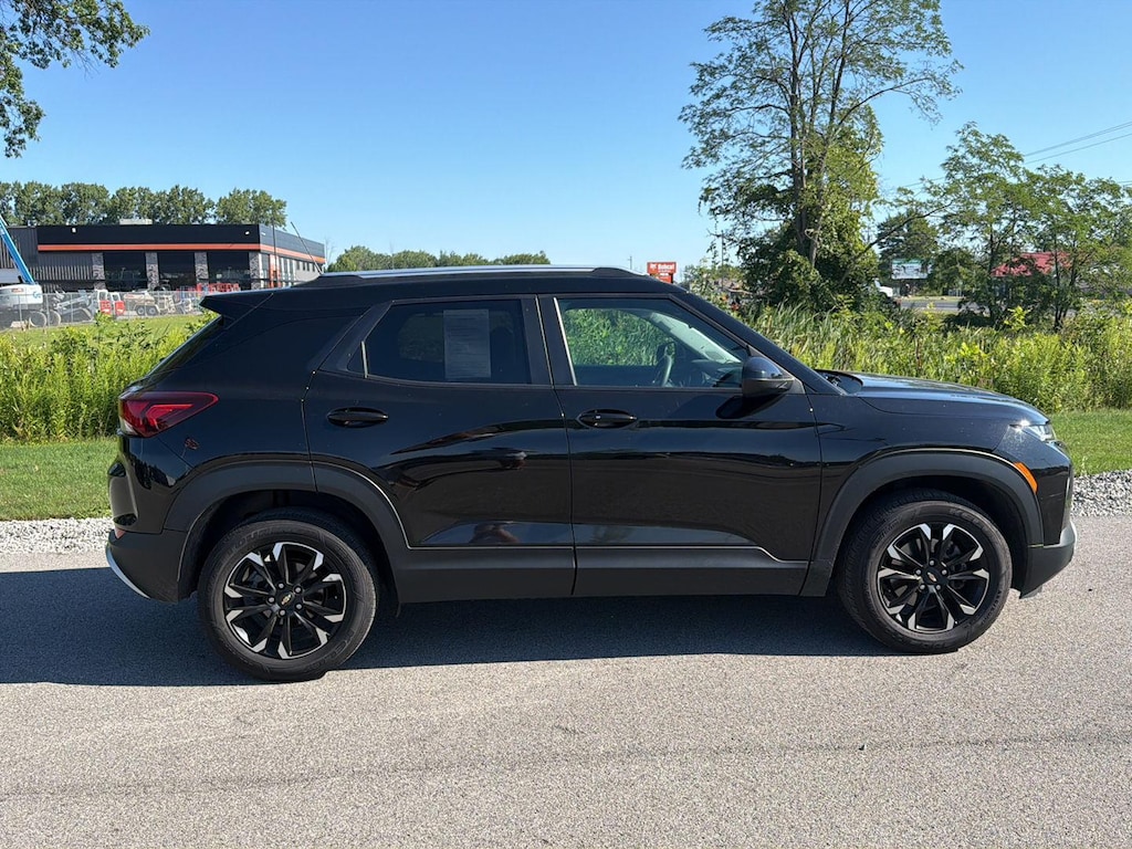 Used 2022 Chevrolet Trailblazer LT SUV