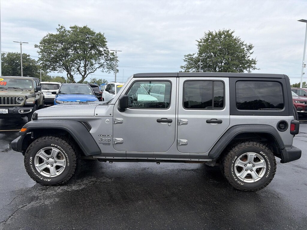 Used 2018 Jeep Wrangler Unlimited Sport S SUV
