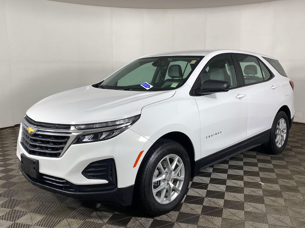 Used 2024 Chevrolet Equinox LS SUV