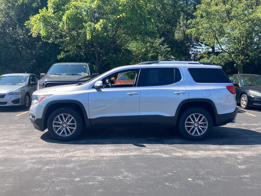 Used 2019 GMC Acadia SLE-2