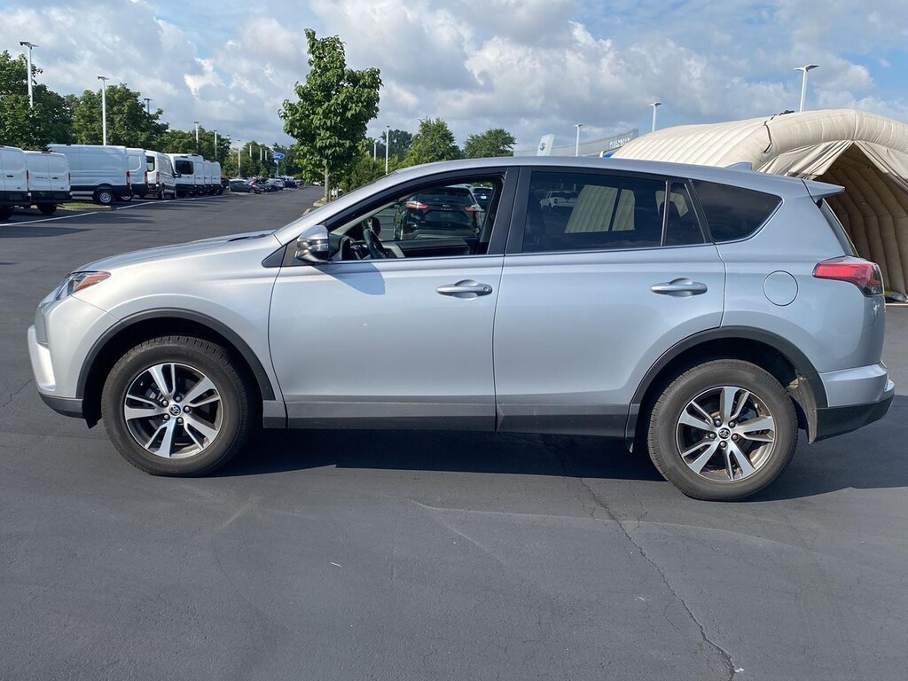 Used 2018 Toyota RAV4 XLE SUV
