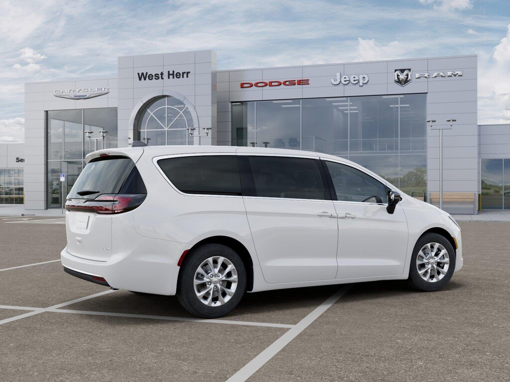 Used 2027 Chrysler Pacifica Pacifica Select AWD Van