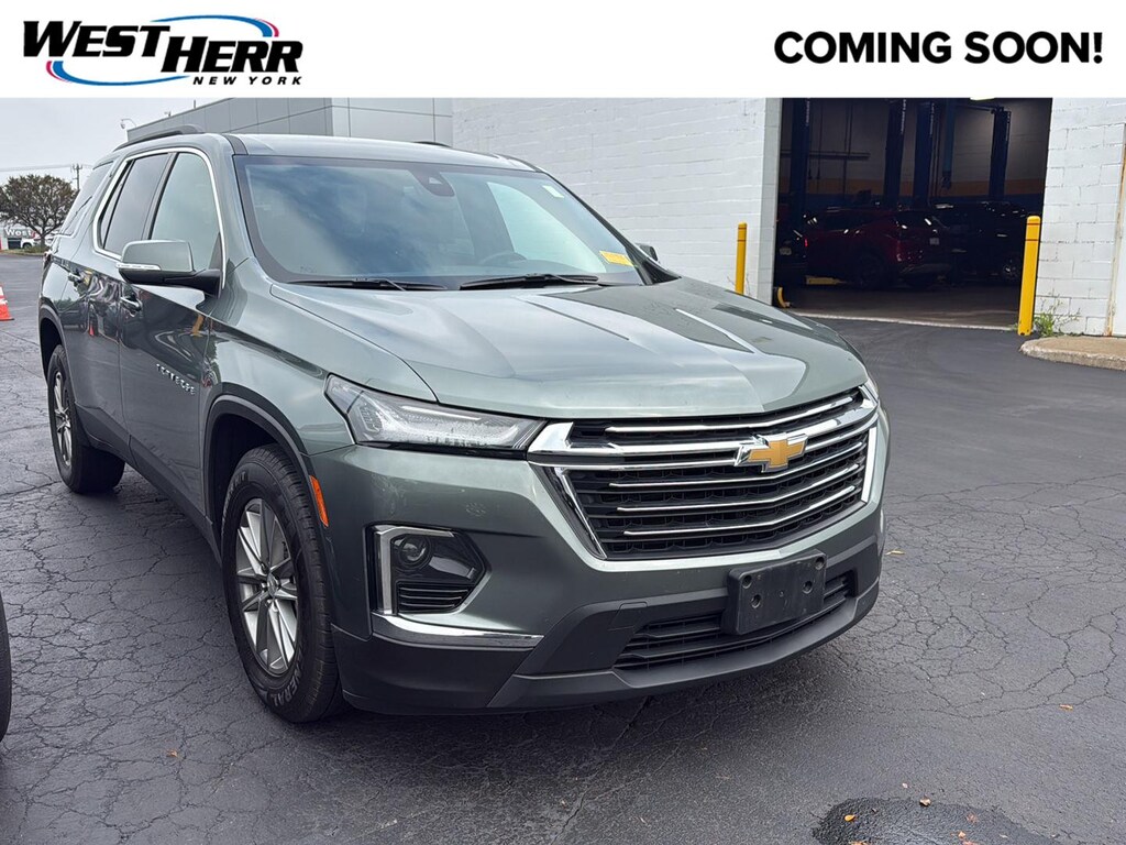Used 2023 Chevrolet Traverse LT Cloth SUV