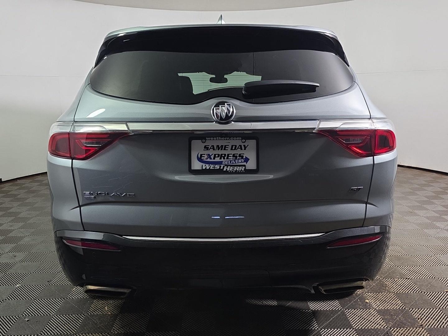 Used 2024 Buick Enclave Essence SUV