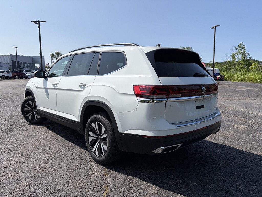 Used 2024 Volkswagen Atlas 2.0T SE SUV