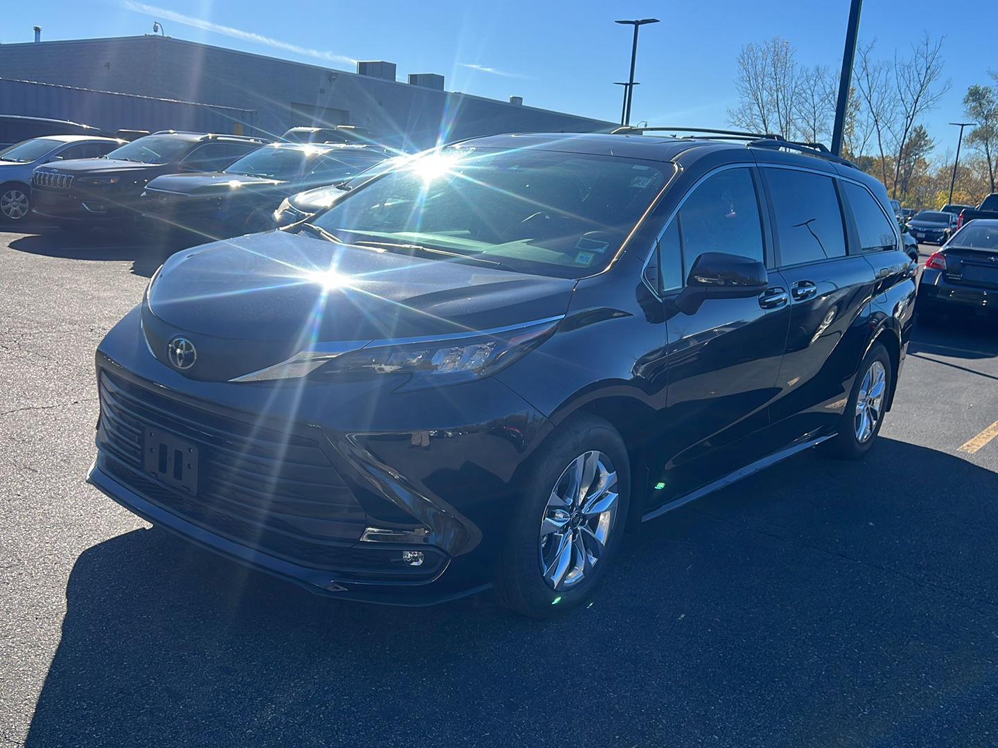 Certified 2026 Toyota Sienna XLE 7-Passenger Van