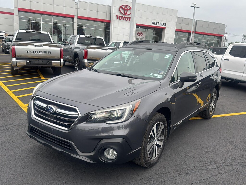 Used 2018 Subaru Outback Limited SUV