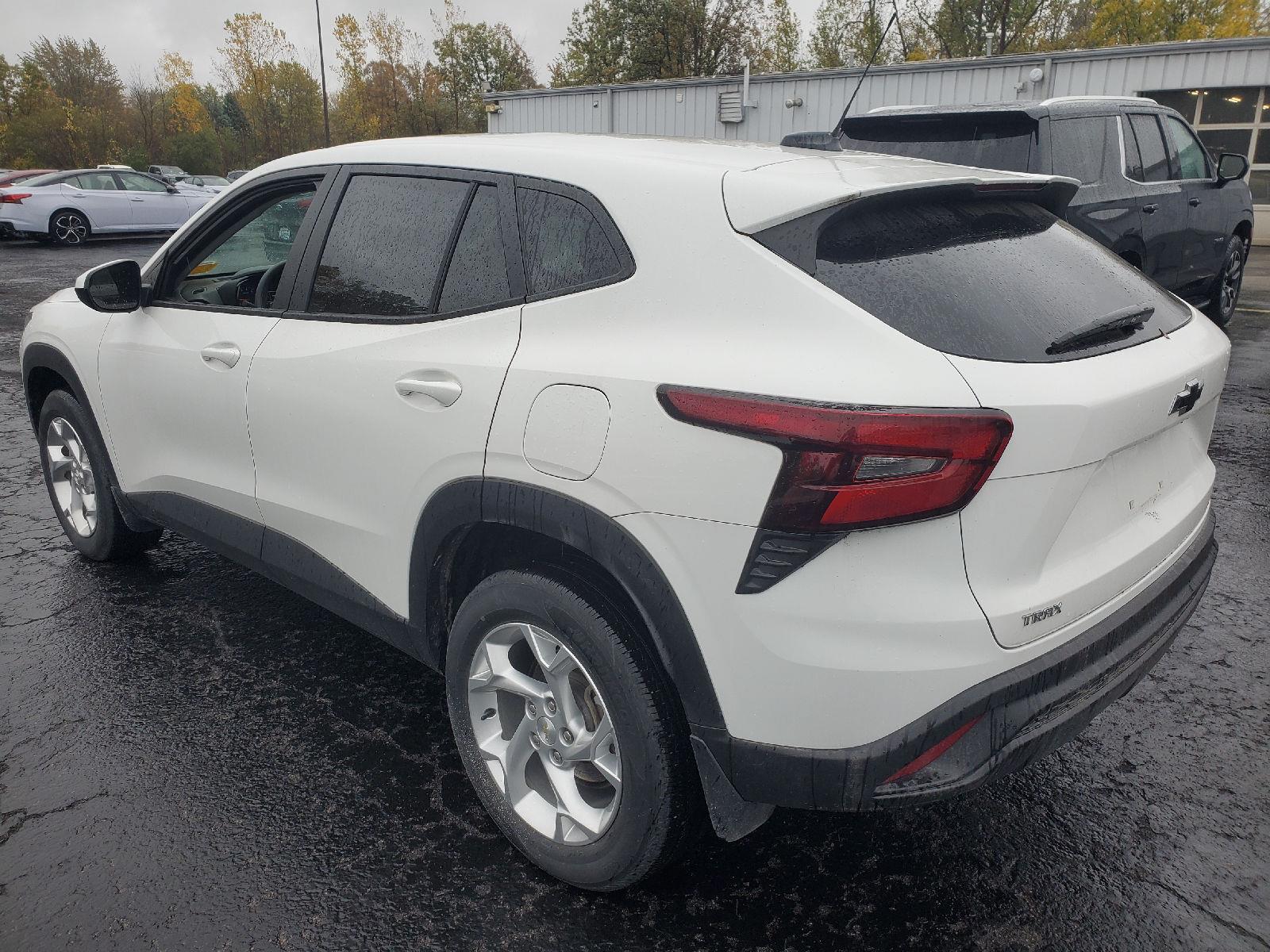 Used 2024 Chevrolet Trax LS SUV