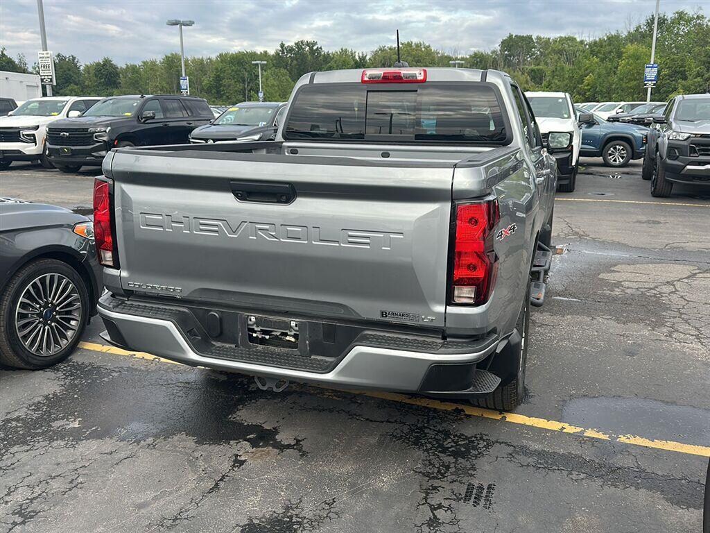 Used 2024 Chevrolet Colorado 4WD LT Truck