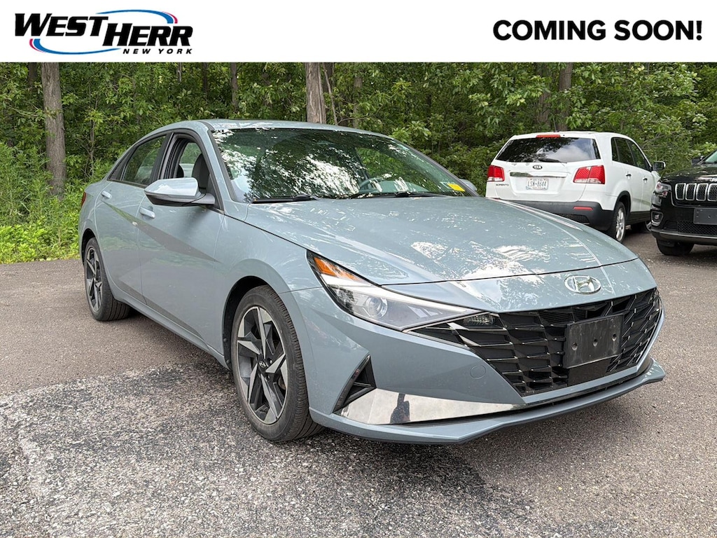 Used 2022 Hyundai Elantra SEL Sedan