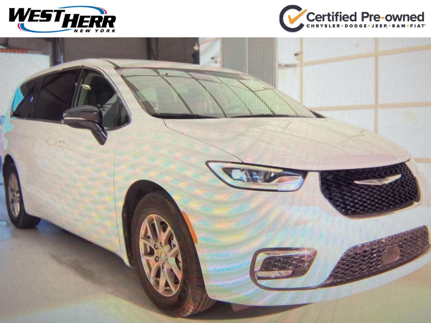  Chrysler Pacifica