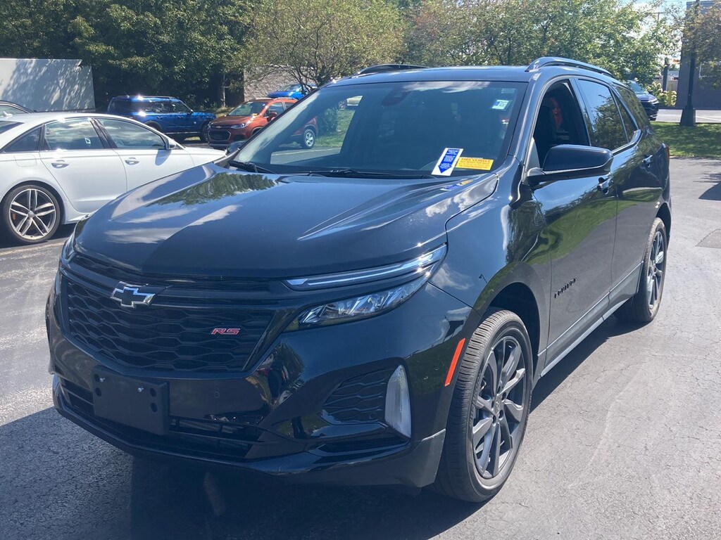 Used 2024 Chevrolet Equinox UV