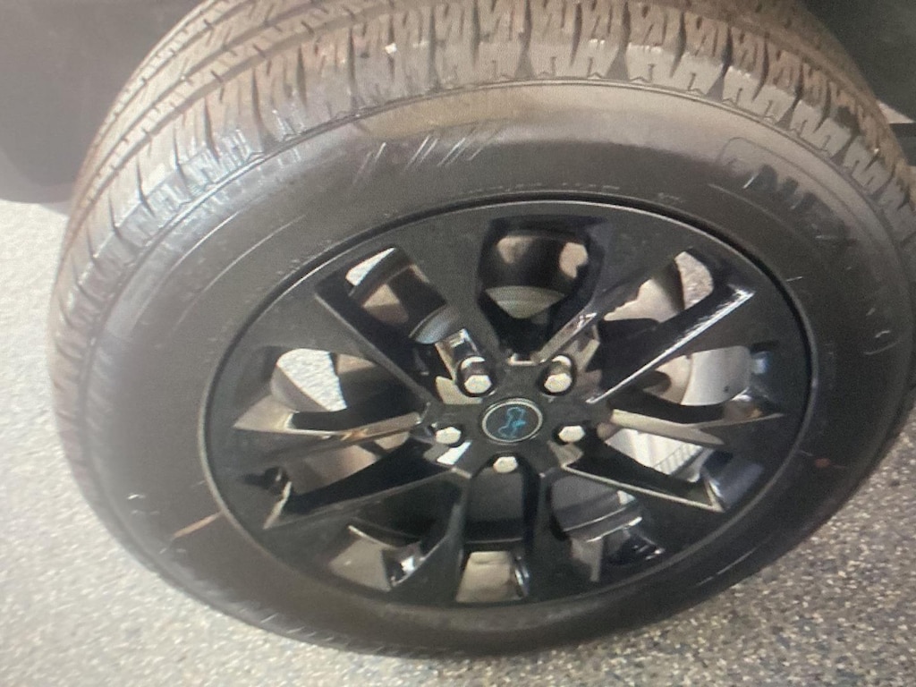 Used 2025 Jeep Wrangler 4xe Sahara SUV