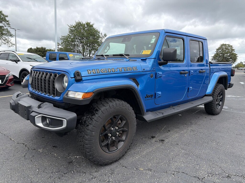 Certified 2025 Jeep Gladiator High Tide Truck