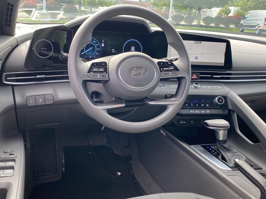 Used 2024 Hyundai Elantra SEL Sedan