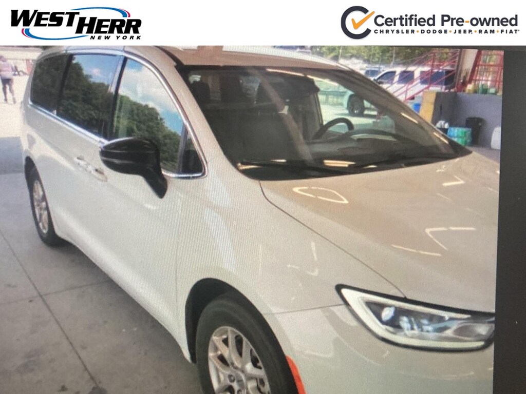 Used 2024 Chrysler Pacifica Touring L Van