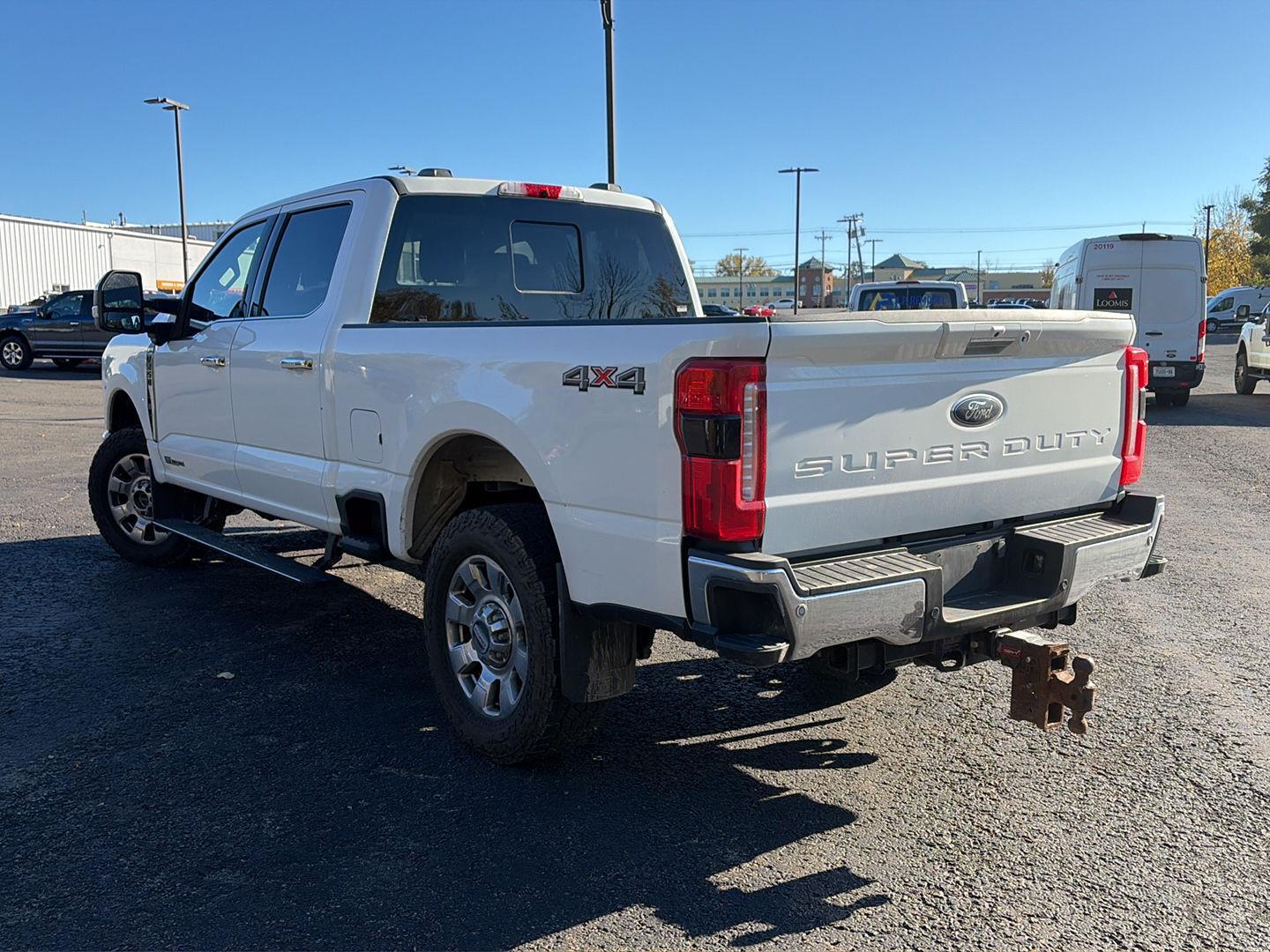 Used 2023 Ford Super Duty F-250 Lariat Truck