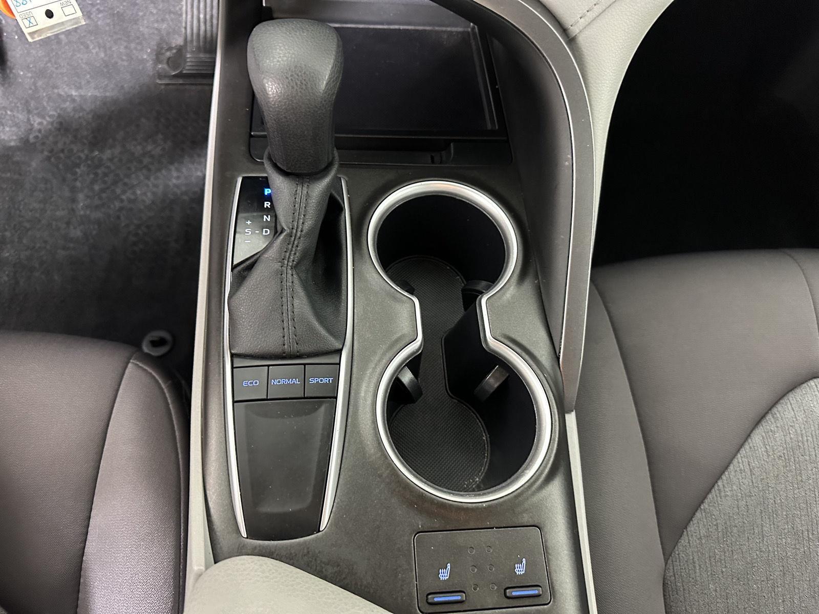 2024 Toyota Camry 32