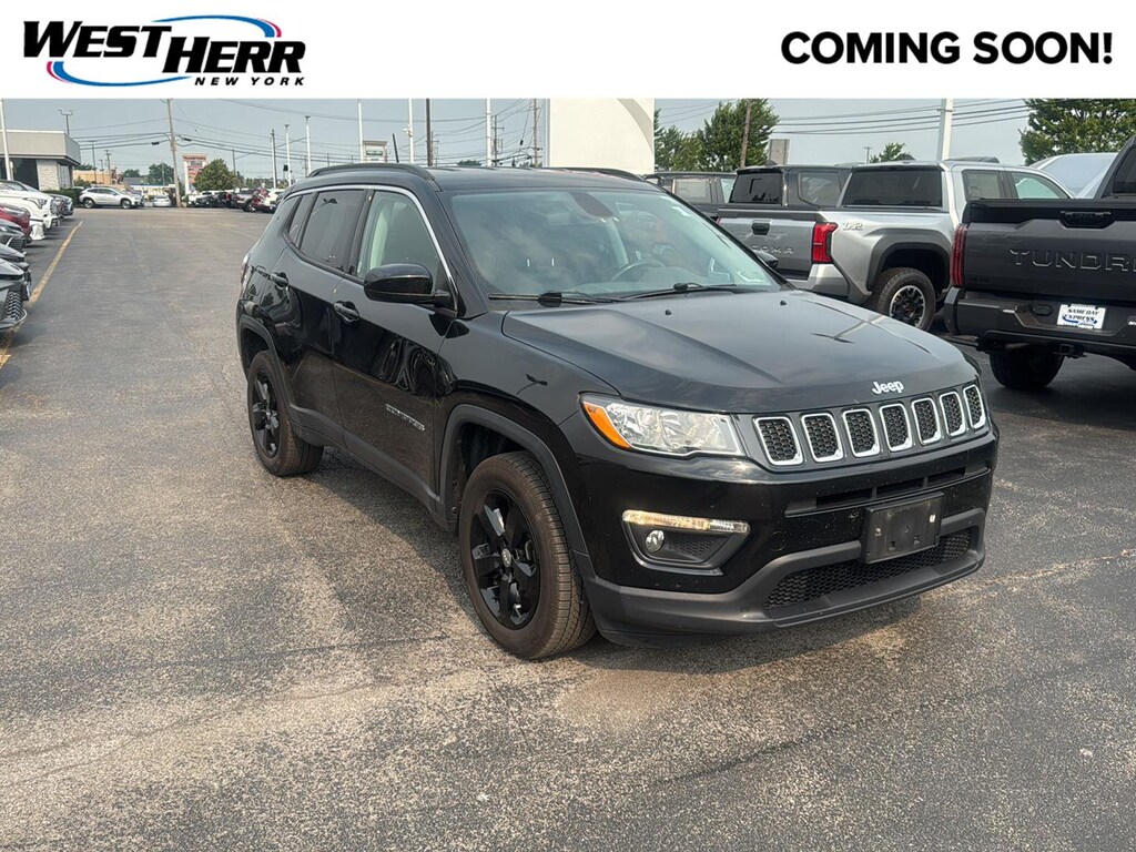 Used 2018 Jeep Compass Latitude SUV