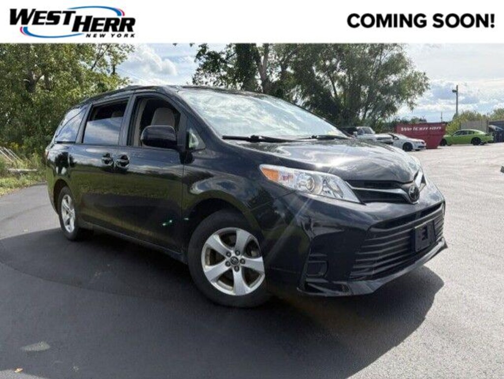 Used 2019 Toyota Sienna LE Van