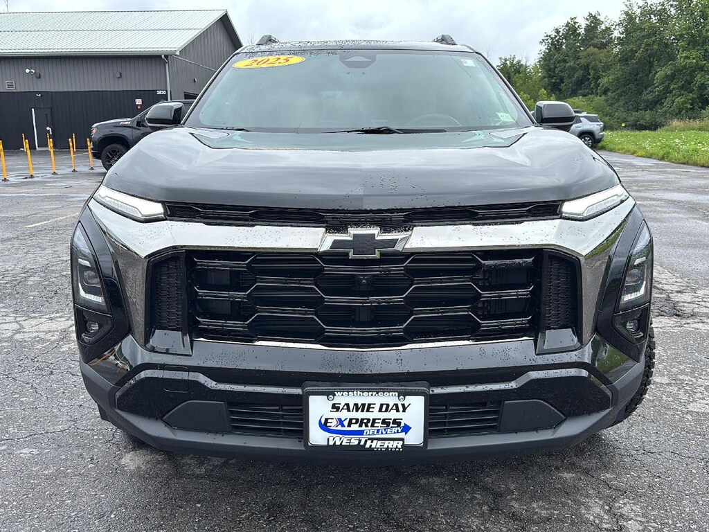 Used 2025 Chevrolet Equinox AWD Activ SUV