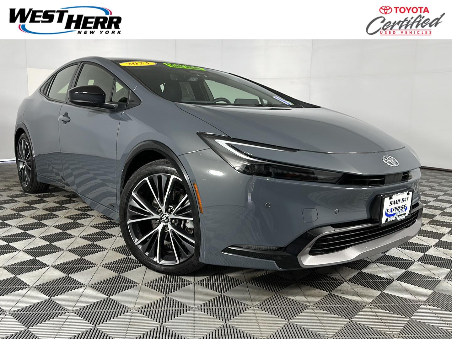 2023 Toyota Prius XLE