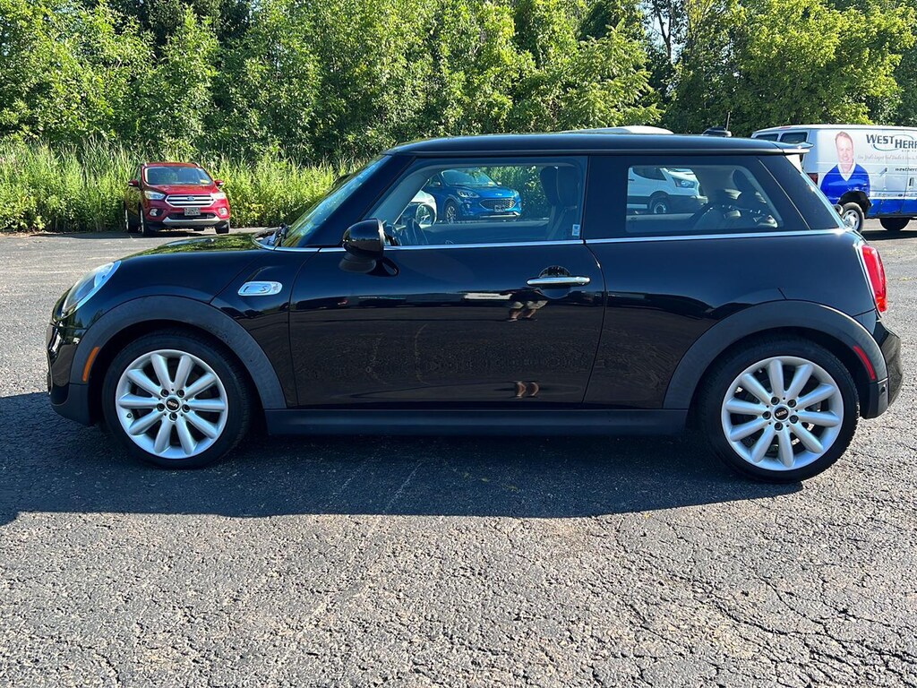 Used 2018 MINI Cooper S Base Hatchback