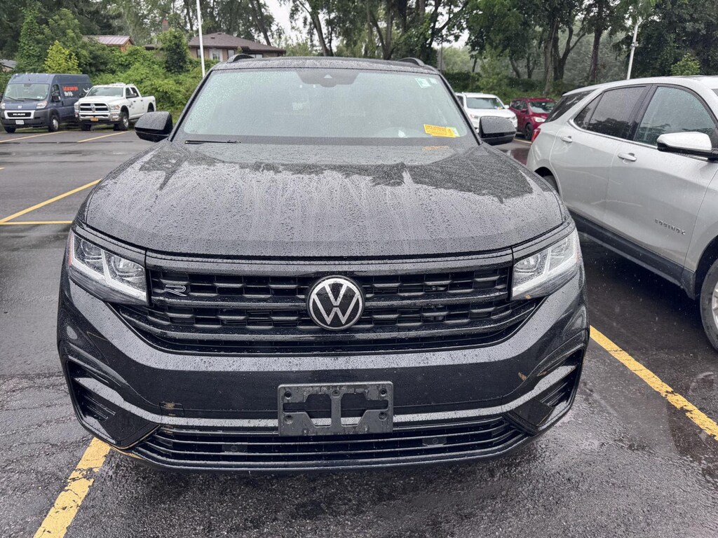 Used 2023 Volkswagen Atlas Cross Sport 2.0T SEL R-Line Black SUV