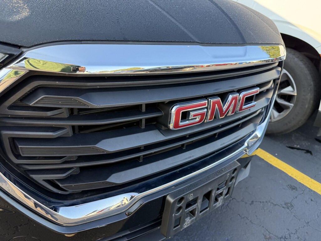 Used 2023 GMC Terrain SLE SUV