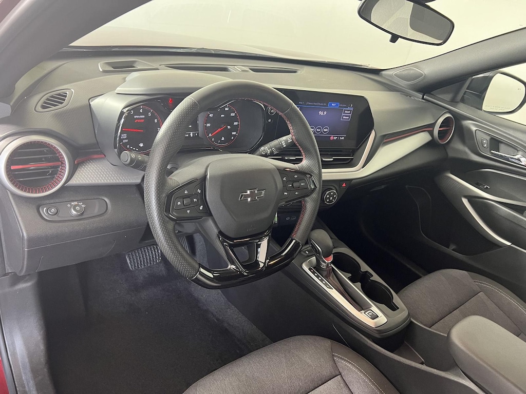 Used 2024 Chevrolet Trax 1RS SUV