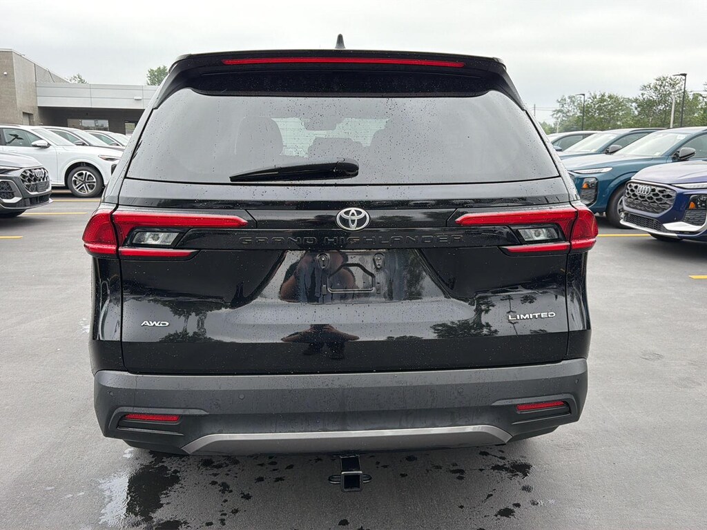Used 2024 Toyota Grand Highlander Limited SUV