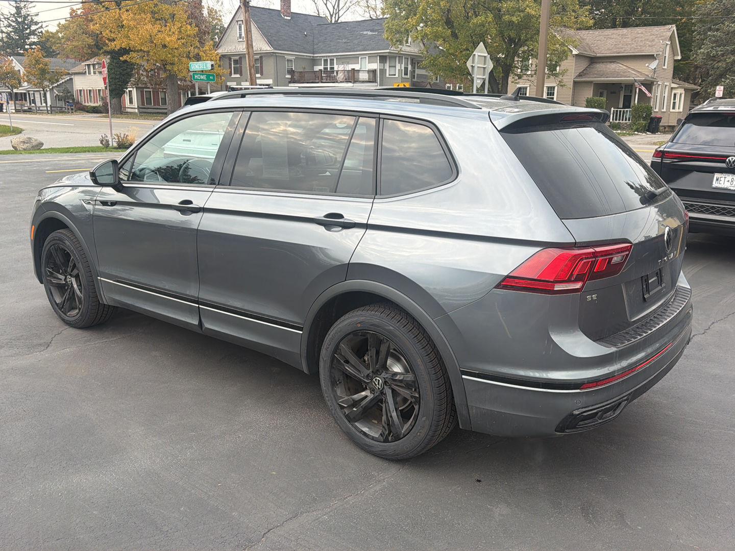 Certified 2024 Volkswagen Tiguan SE R-Line Black SUV
