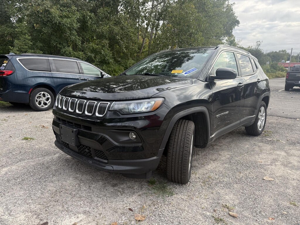 Used 2022 Jeep Compass Latitude SUV