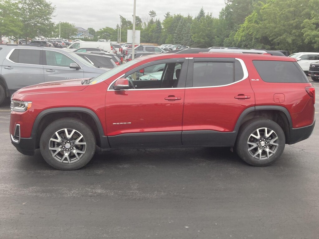 Used 2023 GMC Acadia SLE