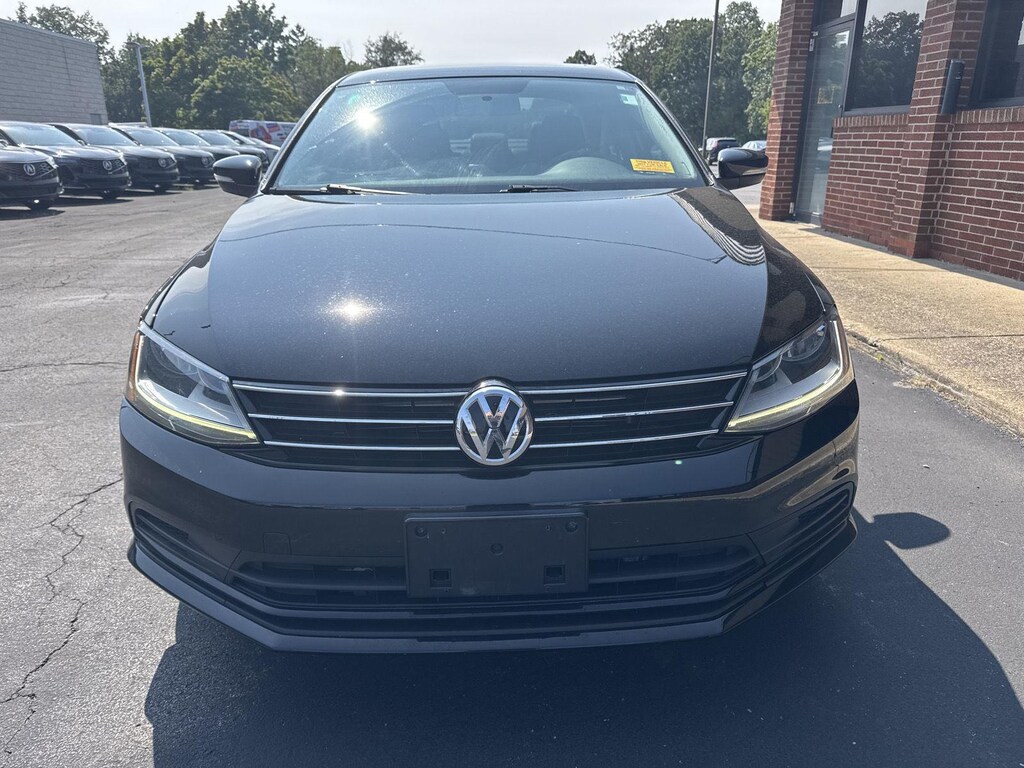 Used 2018 Volkswagen Jetta 1.4T SE Sedan