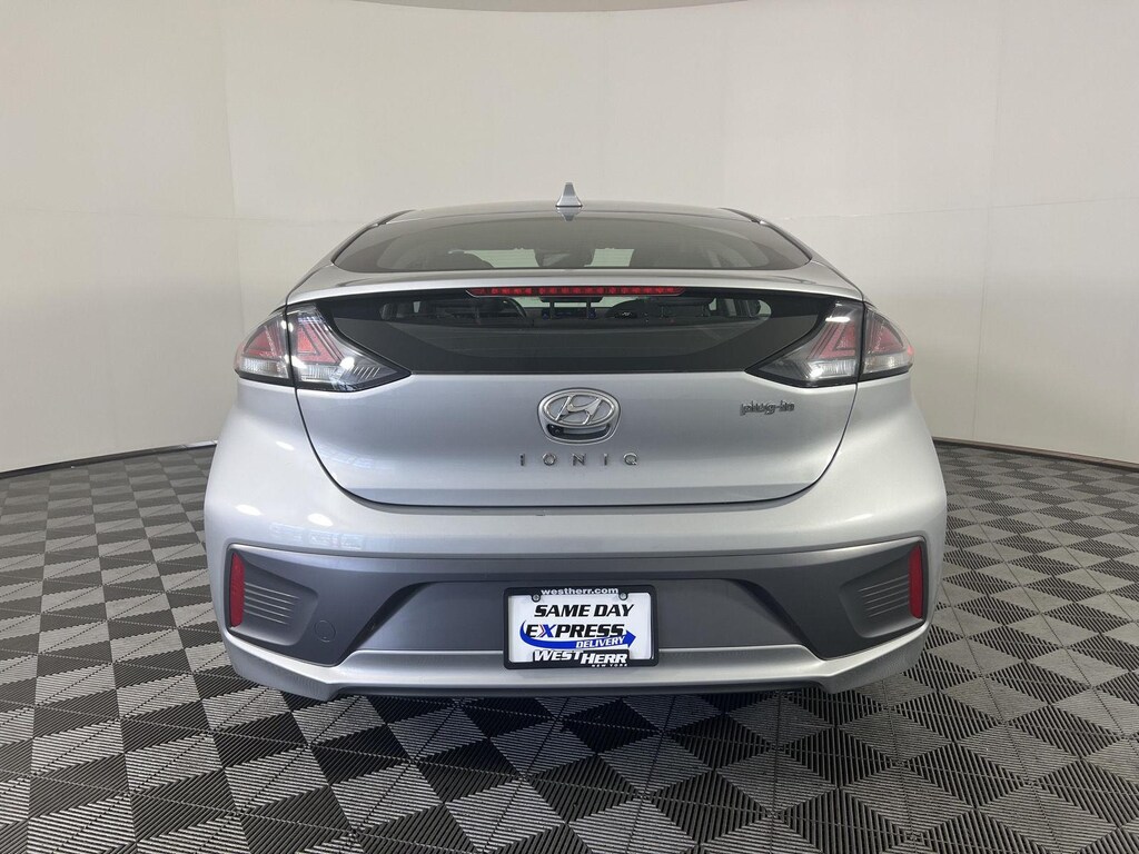 Used 2020 Hyundai IONIQ Plug-In Hybrid SEL Hatchback