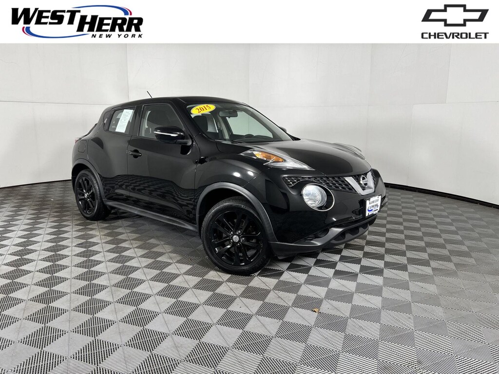 Used 2015 Nissan Juke S SUV
