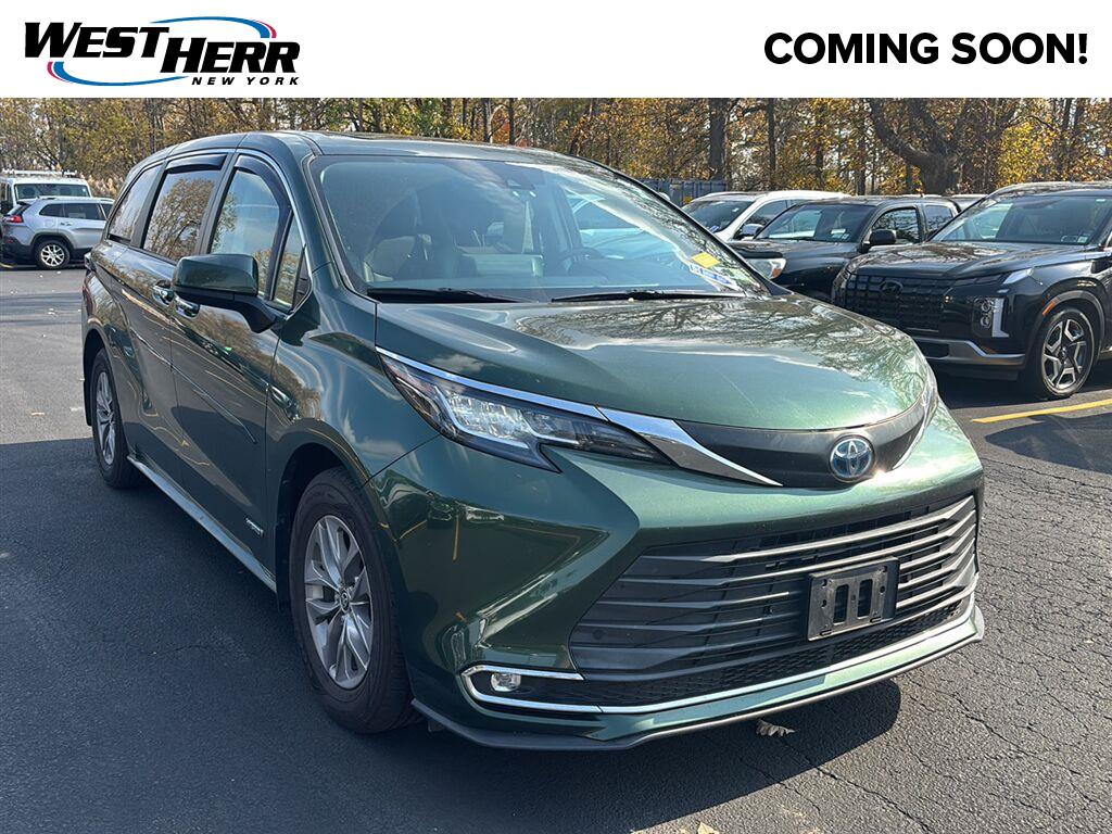 Used 2021 Toyota Sienna XLE 7-Passenger SUBN