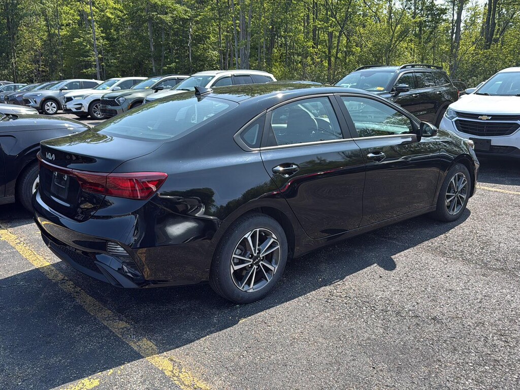 Used 2023 Kia Forte LXS Sedan